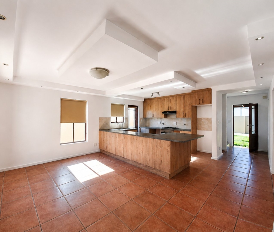3 Bedroom Property for Sale in Atlantic Beach Golf Estate Western Cape
